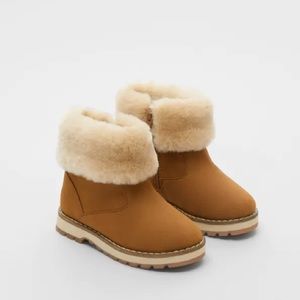ZARA Lined Boots w/ Cuff Warm Lined Interior in Light Brown Size 4 1/2 NWT